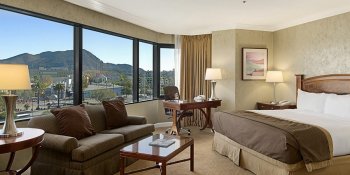 디럭스 코너 킹  / Deluxe Corner King